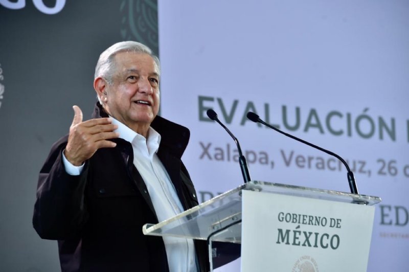 “Ya estamos saliendo del ‘hoyo económico’ que generó la pandemia”, AMLO