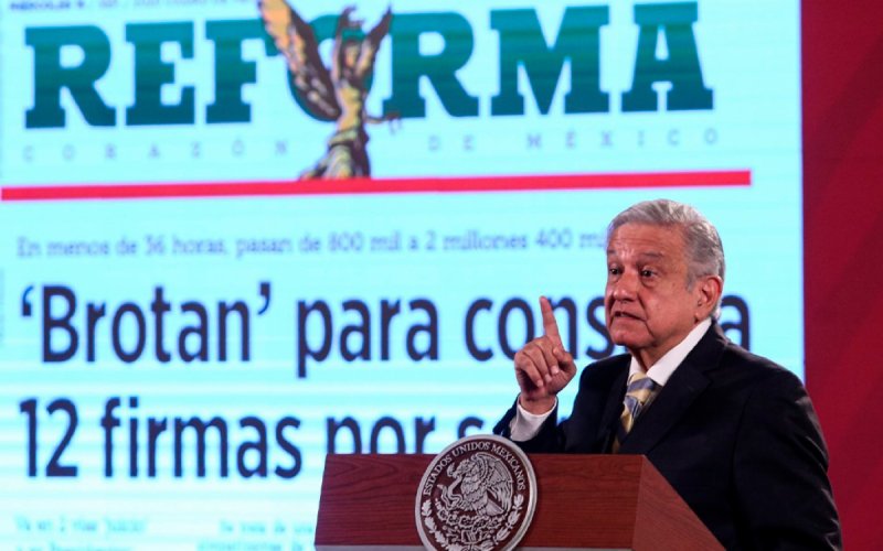 “Los de REFORMA son “fachos”, todo lo quieren resolver reprimiendo, con mano dura”, dice AMLO