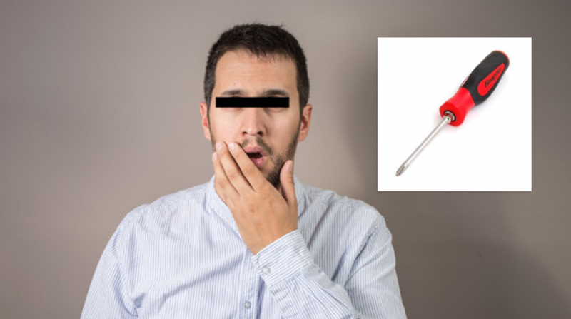 Médicos atienden a hombre con objeto extraño dentro del recto