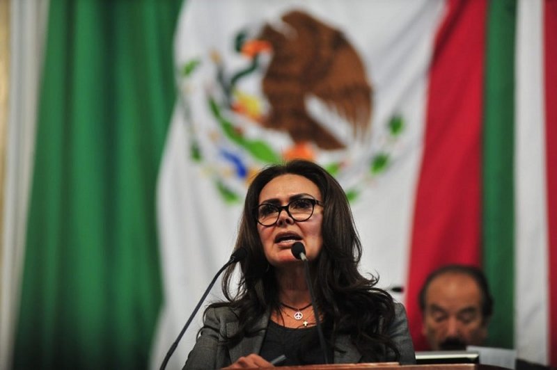 Protestan contra iniciativa que regresaría animales a los circos 