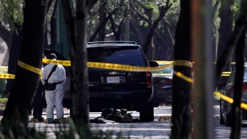 Sicarios del CJNG tenían la encomienda de INCENDIAR la camioneta de García Harfuch