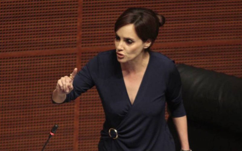 EXIGE Lilly Téllez a diputados no cancelar apoyos de fideicomisos a ciencia y cine