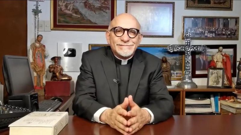 Padre Jesús Aguilar RESPONDE a AMLO: 