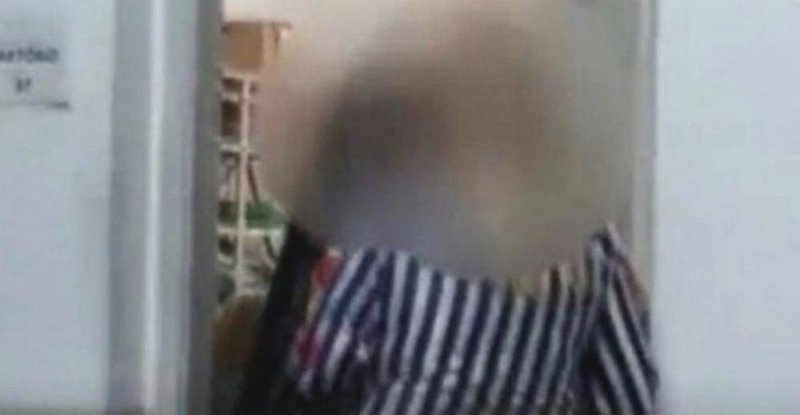 Mujer lleva a su esposo MUERTO al banco y lo hace pasar por VIVO para cobrar su pensión