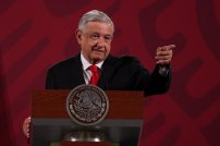 SAT denuncia a dos de los 15 grandes contribuyentes que exhibió AMLO
