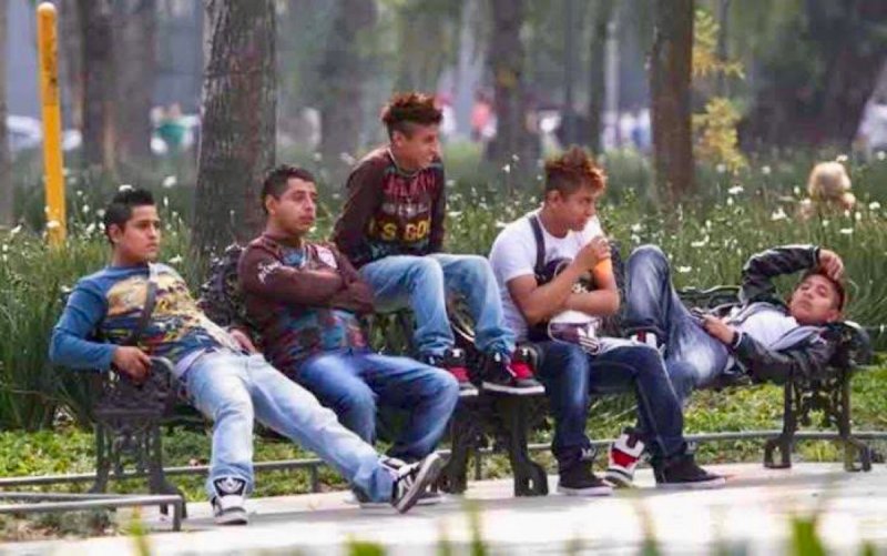 Desertan “ninis” becarios del programa de AMLO porque no estaban de acuerdo con el horario.