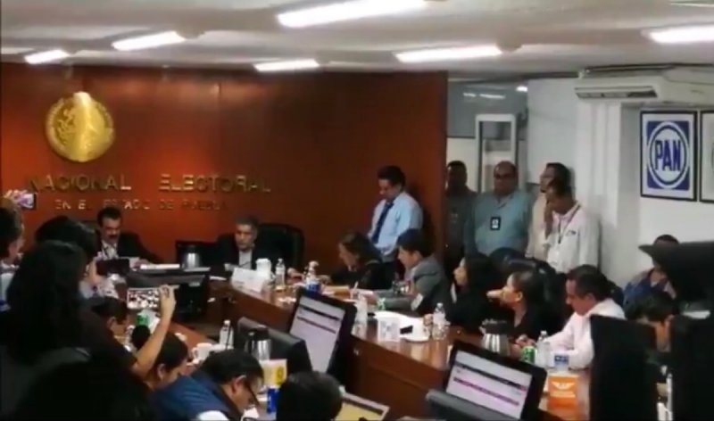 El INE declara que la ventaja de Miguel Barbosa es irreversible en Puebla. (VIDEO)