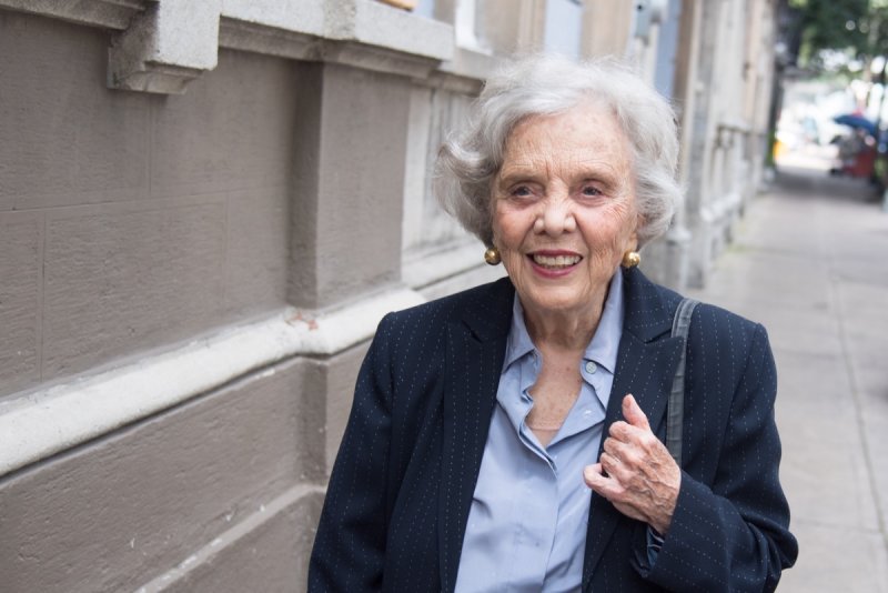 El vandalismo daña al feminismo, dice Elena Poniatowska. 