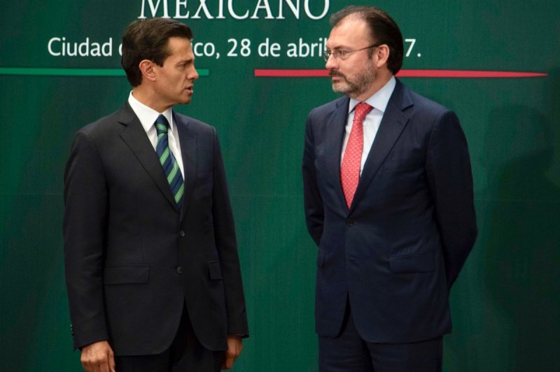 EPN y Videgaray están atrás de la persecución a Lozoya, quieren que sea su “chivo expiatorio”