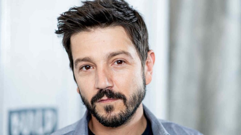 Así criticó Diego Luna a las mañaneras de AMLO, en entrevista con Jorge Ramos.