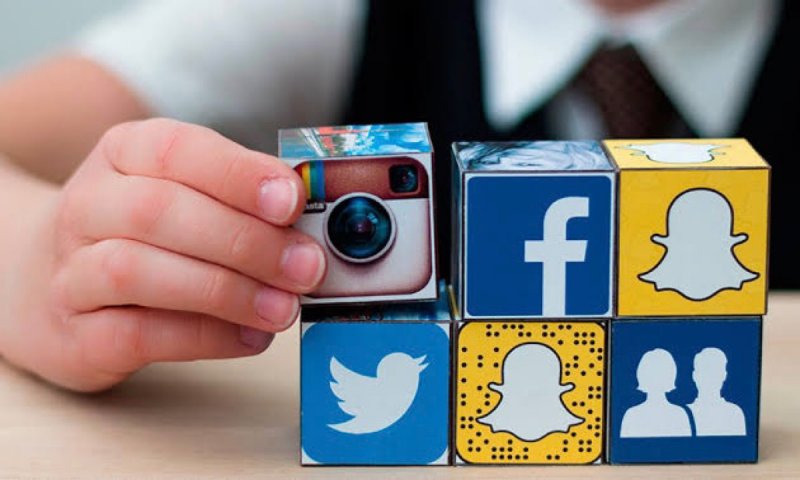 ¿Por qué es tan peligroso publicar fotos de tus hijos en redes sociales? 