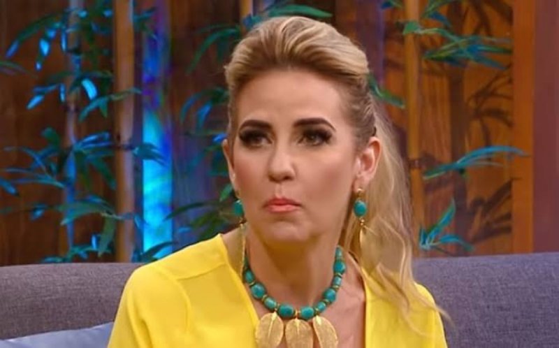 Difunden lista de matrimonios que se acabaron por culpa de Raquel Bigorra. 