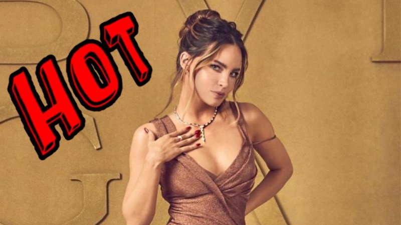 Belinda comparte foto con lencería de encaje y la rompe en Instagram. 