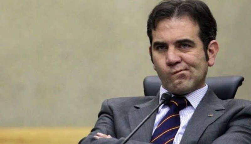 Redes sociales organizan marcha contra el INE y contra Lorenzo Córdova por calderonistas