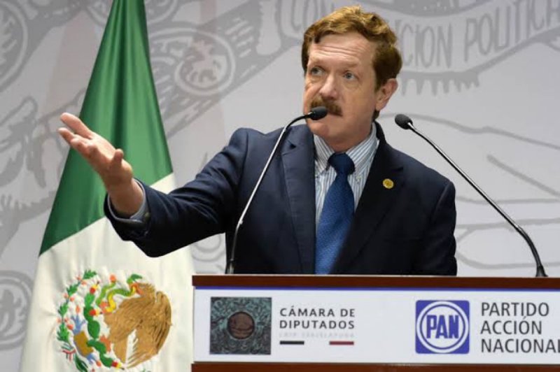 El PAN ya planea la “Quinta Transformación” para enterrar la 4T y su visión social