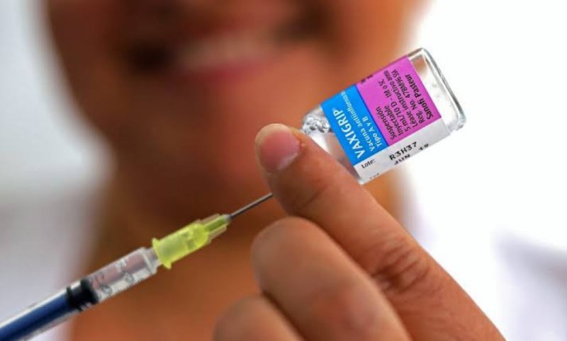 Adelantarán vacunación de Influenza para que no se junte con Coronavirus