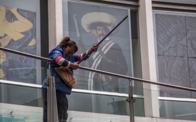 Senado le roba antigüedad a sus trabajadores de limpieza y les paga el mínimo vía outsourcing