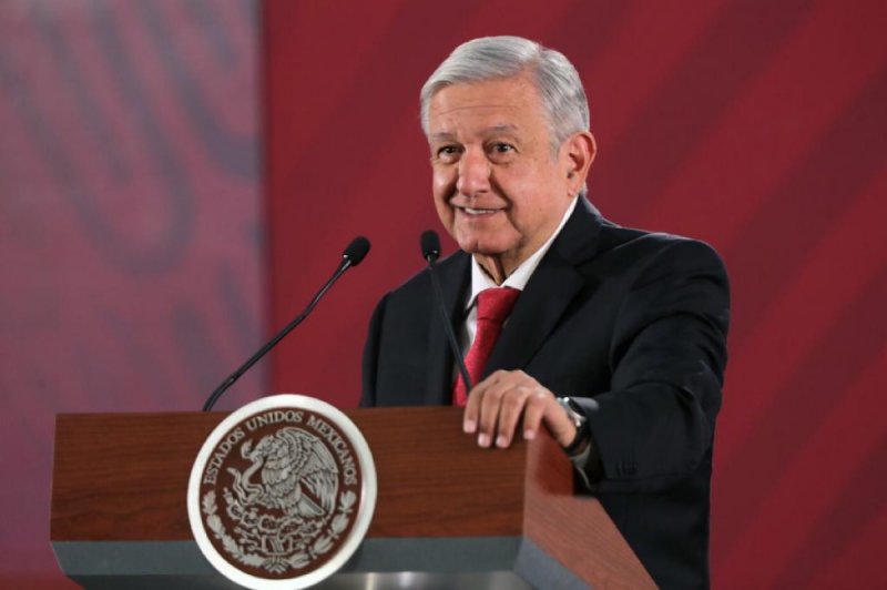 No se cansan mis adversarios de sacar Fake News en mi contra, acusa AMLO. 