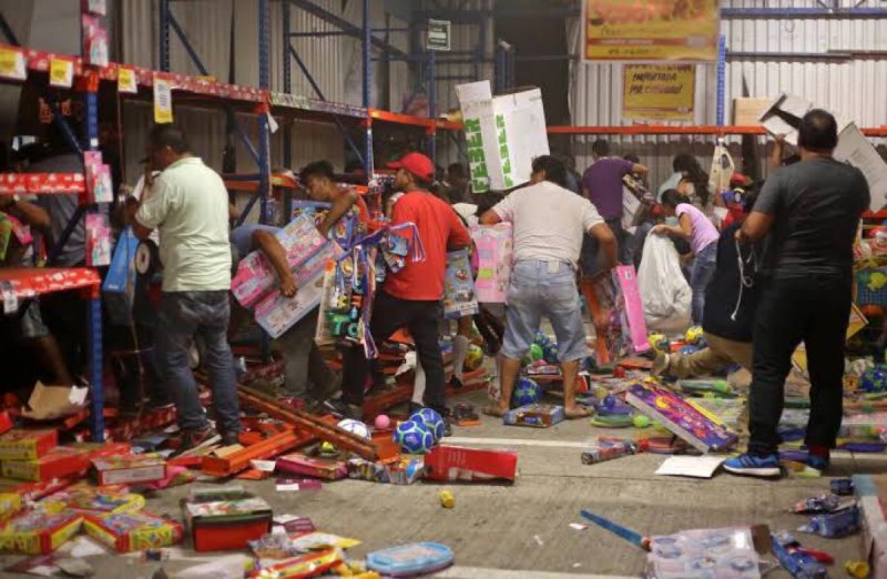 Saqueadores de supermercados recibirían 5 años de cárcel 