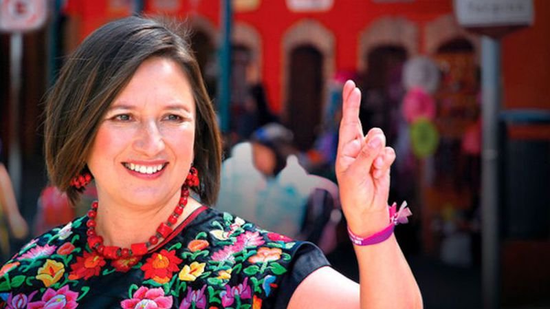Tuiteros se burlan de Xóchitl Gálvez por compartir albures