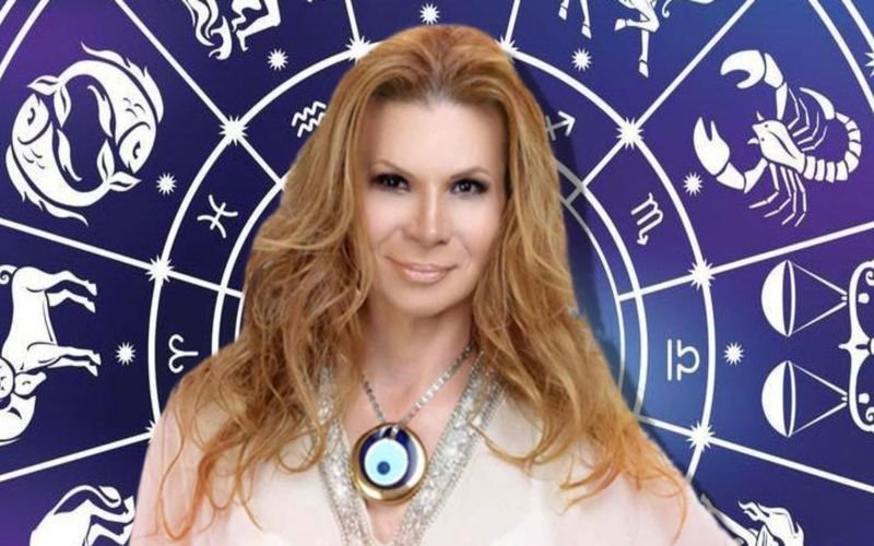 Esto es lo que de depara para este jueves santo, según Mhoni Vidente