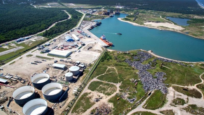 Aquí te decimos cómo entrar a trabajar a Refinería Dos Bocas