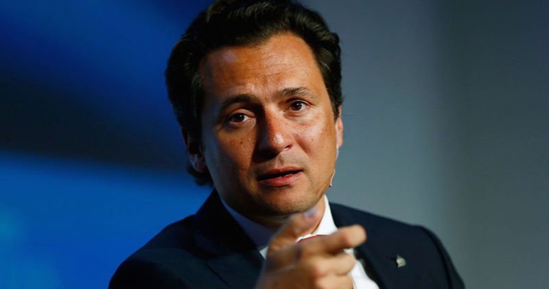 Lozoya como “gata bocarriba”, impugna orden de aprehensión.