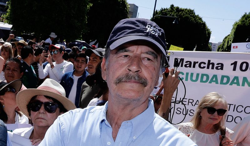 “Acarreados marca PRI”, dice Fox sobre asistentes a festejo de AMLO.