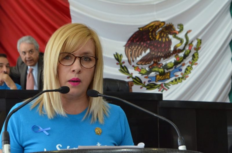 Circula video de la detención de la Diputada de Morena Ana Carmen Estrada por conducir borracha.