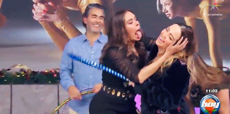 “Es el 2020. ¡Qué nadie se asuste por favor!”, el beso entre Galilea Montijo y Andrea Legarreta