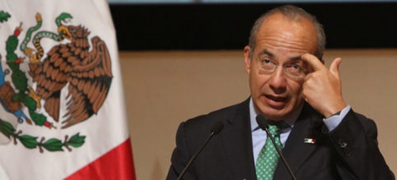 Usuarios se lanzan contra Calderón y le dicen NO al fuero con su partido para que sea juzgado