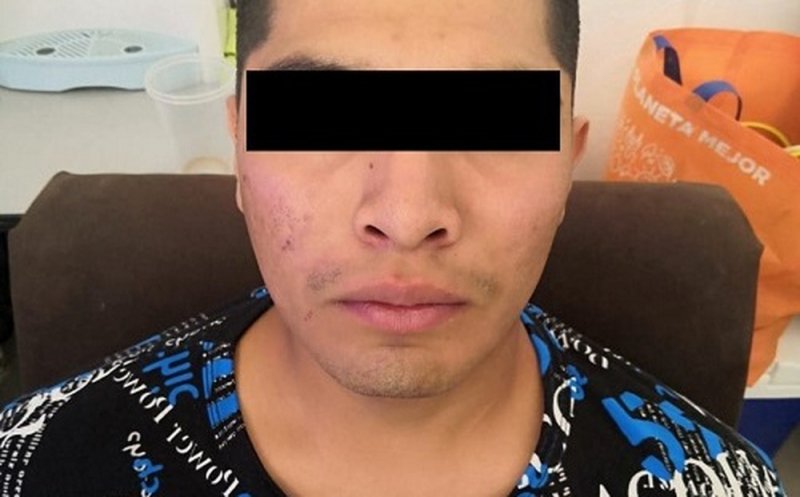 Detienen a sujeto que intentó robarle la mochila a un estudiante con pistola de juguete
