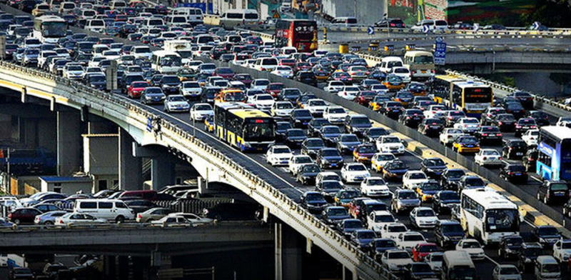 Chilangos duermen menos por trayectos de hasta 4 horas para ir a trabajar
