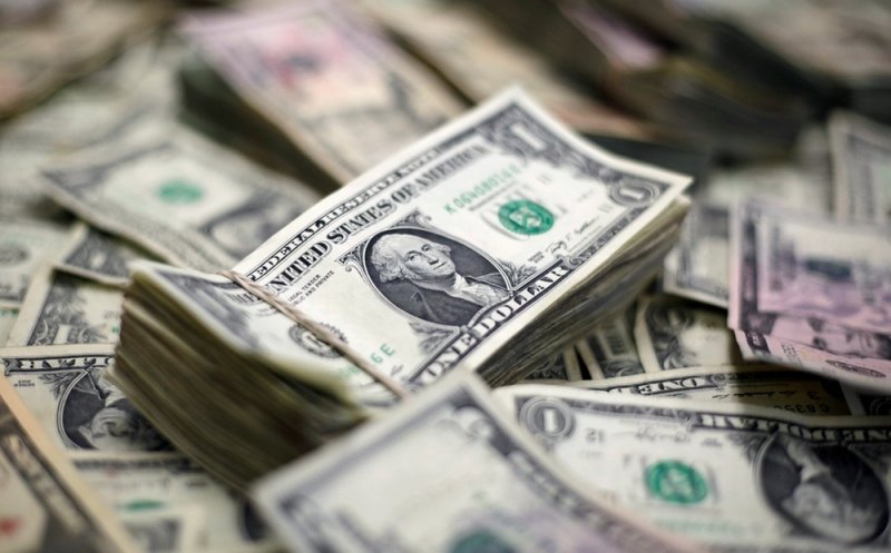 Dólar llega a 20 pesos; la moneda mexicana a tenido una baja de 0.7%