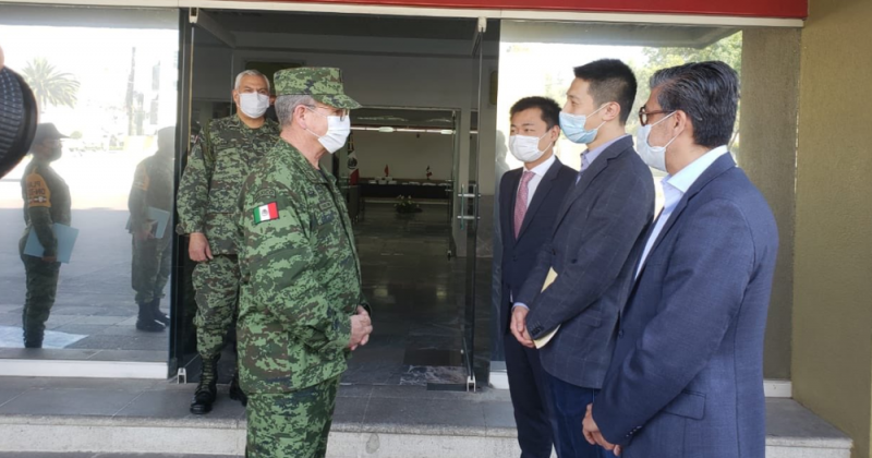 Huawei pone su granito de arena y dona 110 mil cubrebocas a la SEDENA para combatir al COVID-19