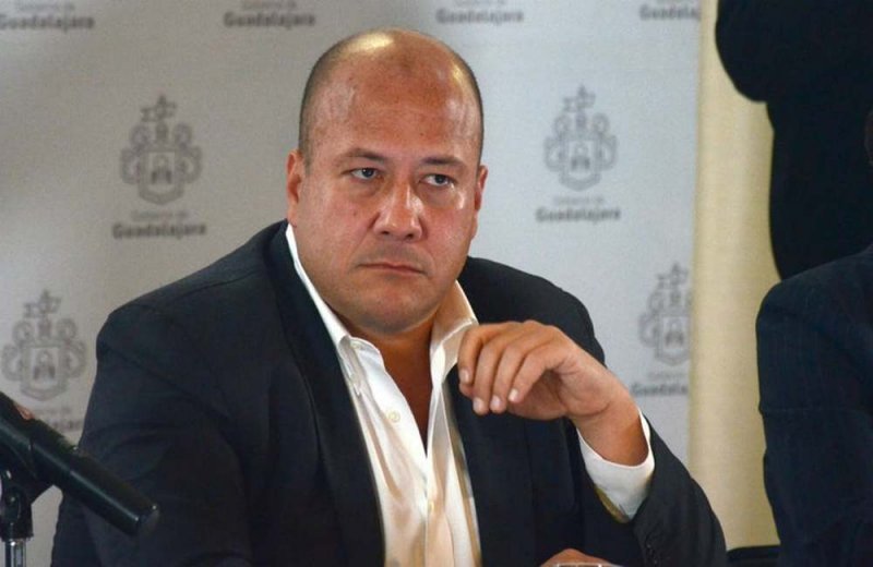 Por AUTORITARIO y MENTIROSO prevén REVOCACIÓN DE MANDATO de Alfaro
