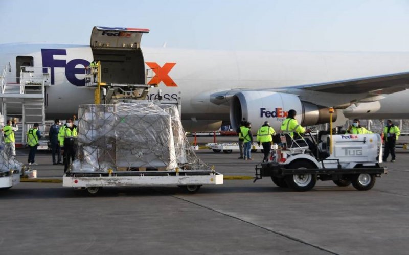 Llega a territorio NACIONAL tercer vuelo PROCEDENTE de EU con 20 ventiladores