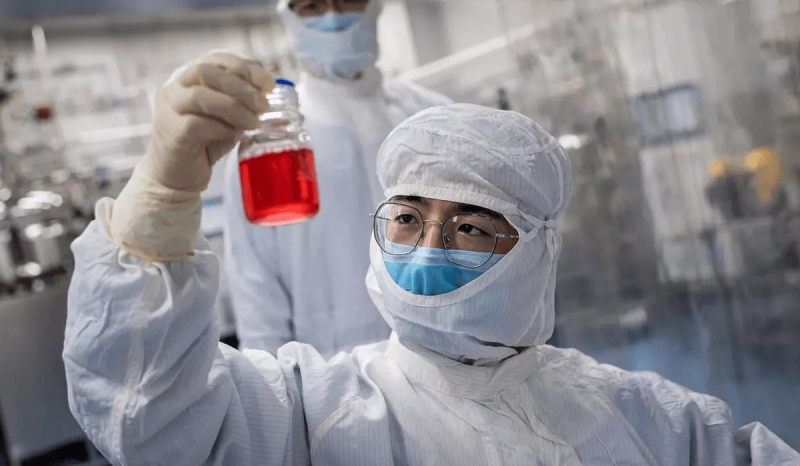 ¿Cuáles son los países que RECIBIRÁN primero la VACUNA contra el Covid-19?