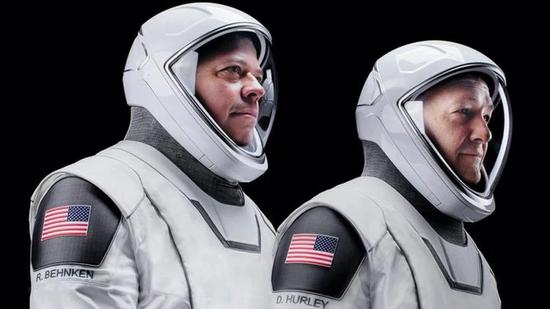 ¿Quién es el mexicano que diseñó los TRAJES ESPACIALES de la misión SpaceX?
