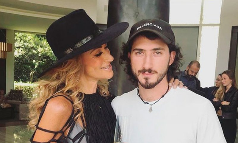 Denuncian CONTRATOS MILLONARIOS otorgados a hijo de Adela Micha por APP fantasma