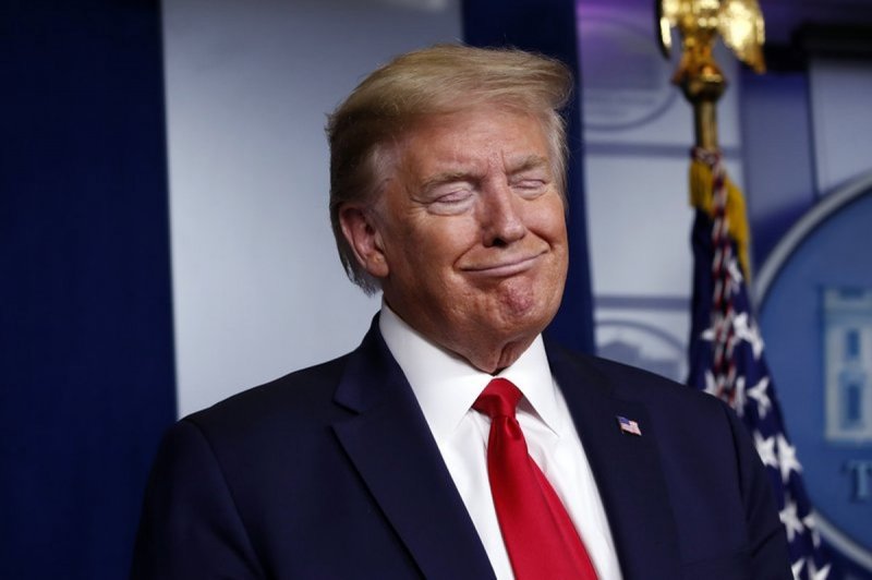 Suspende Donald Trump VISAS de TRABAJO hasta finales de 2020