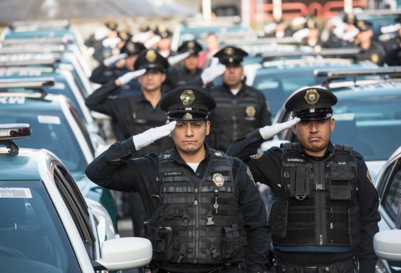 Policías de la CDMX están más capacitados y ahora tienen mejor paga: Sheinbaum 