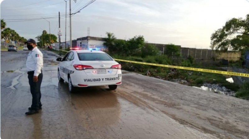 Mariachis que iban a dar SERENATA son ARRASTRADOS por río; uno muere, 3 desaparecen