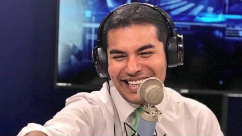 Callo de Hacha hace encuesta rumbo a la presidencia de 2024 con PURO PRIISTA; usuarios lo tunden