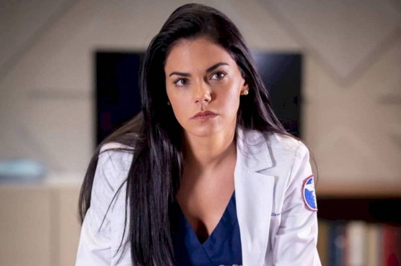Televisa cortaría a Livia Brito por dichos contra mexicanos y escándalos