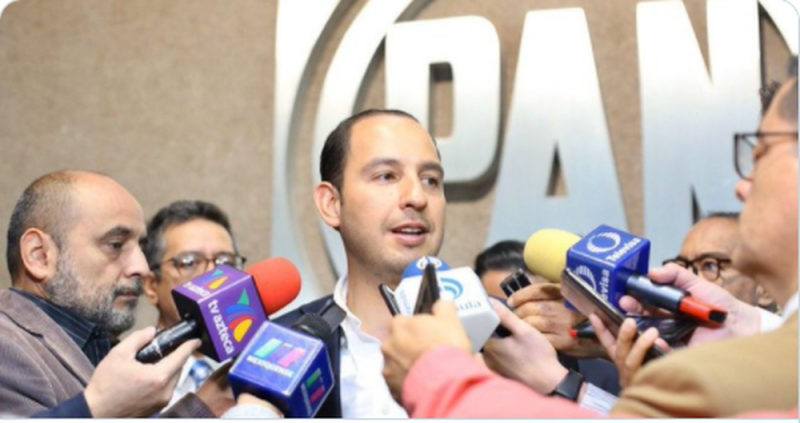 PAN se pone creativo y propone bajar el IVA a 10% y recortar por mitad el IEPS