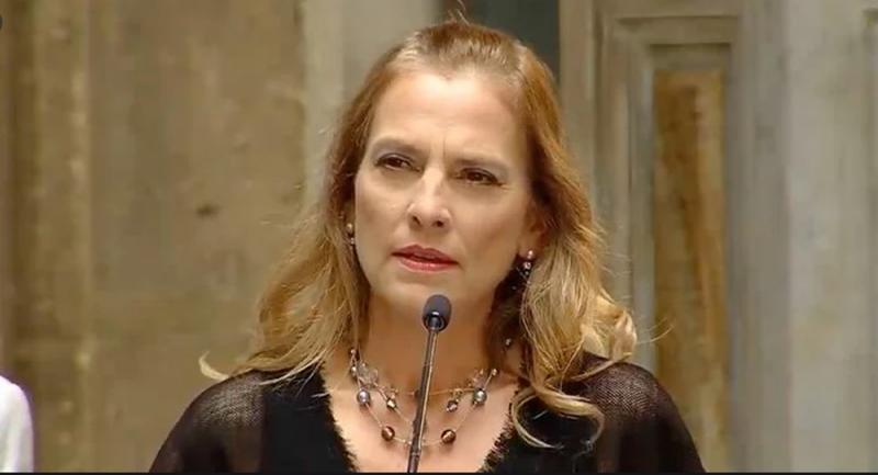 Beatriz Gutiérrez RECLAMA a Twitter México por no detener ofensas en su contra