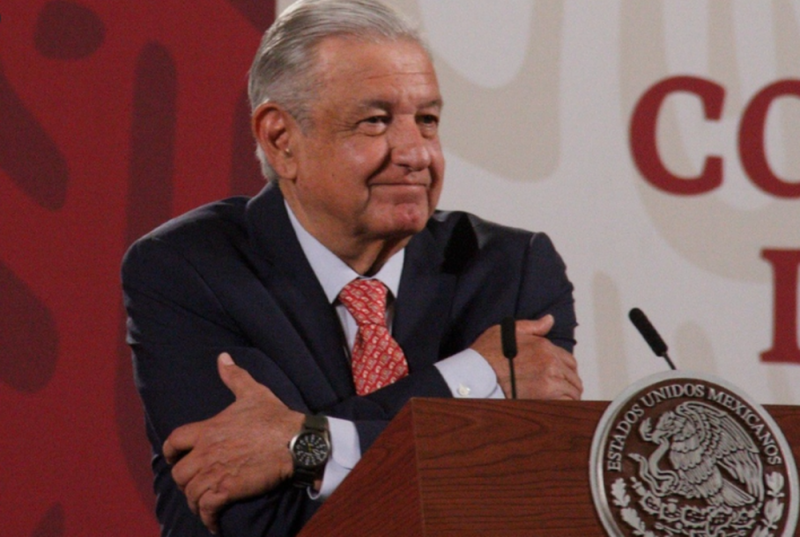 Redes sociales se inundan con felicitaciones al Presidente AMLO por su cumpleaños 67