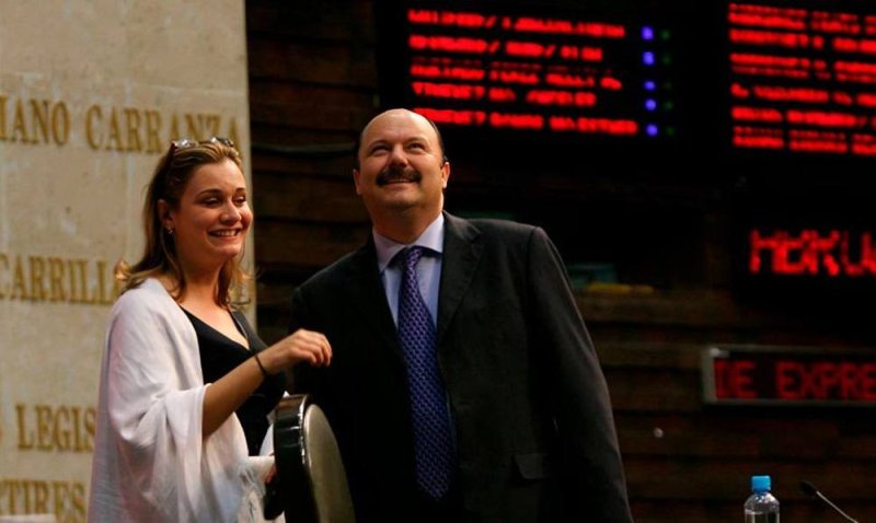 Acusan a Maru Campos de pagar millones de pesos a medios para silenciar su corrupción 