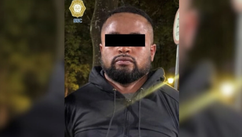 Capturaron a presunto implicado en robo de Sanborns de plaza comercial de Patrotismo